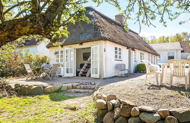 4 Person Holiday Home in Grenaa - Foto 24