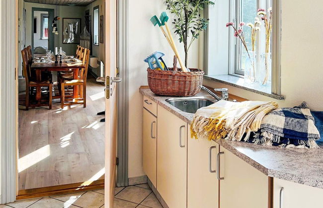 8 Person Holiday Home in Thyholm - Foto 30