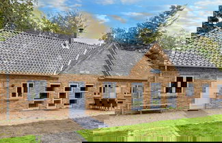 Foto 1 - 8 Person Holiday Home in Thyholm