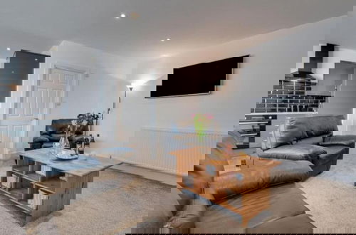Foto 5 - Jackson Court Apartment 2