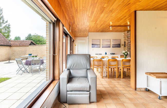 Villa in St-idesbald Near Sea Beach - Photo 14