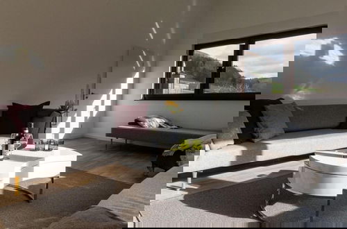 Foto 14 - Modern Split-level House Near Hennesee