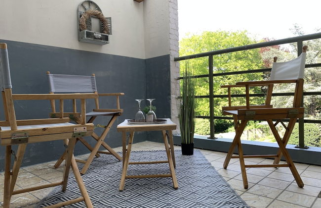 Herentals Hideaway With Balcony - Photo 8