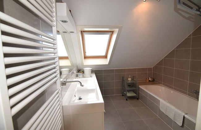 Apartment in a Central Location - Photo 18