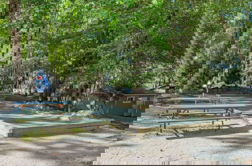 Foto 41 - Boulder Lake-scape Lakefront Views + Firepit Central, Walkable Location