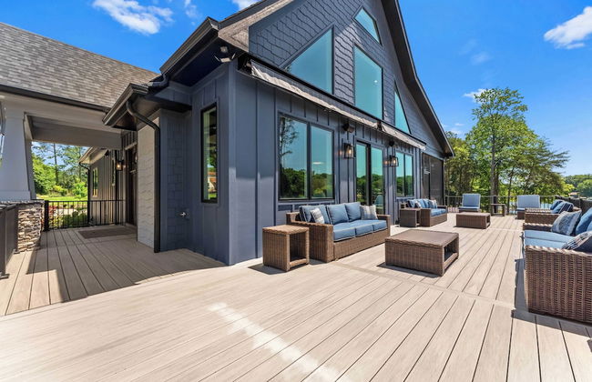 Blue Heron by Avantstay Lakefront, Dock, Pool, Theater Sleeps 22 - Photo 56