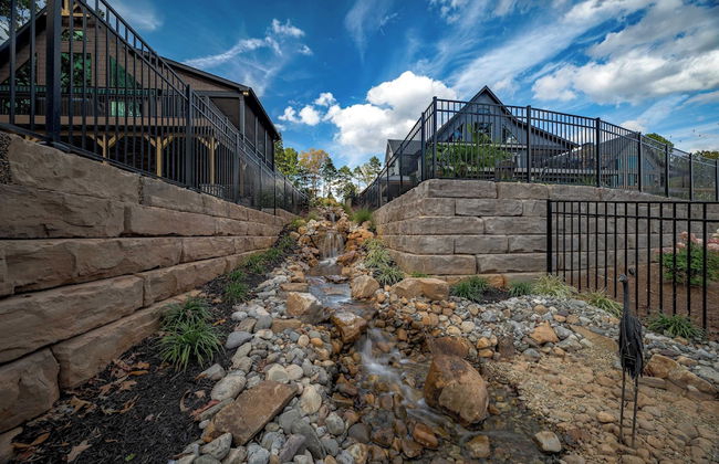 Blue Heron by Avantstay Lakefront, Dock, Pool, Theater Sleeps 22 - Photo 54