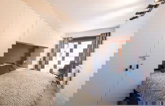 Foto 3 - Spacious Apartment With View