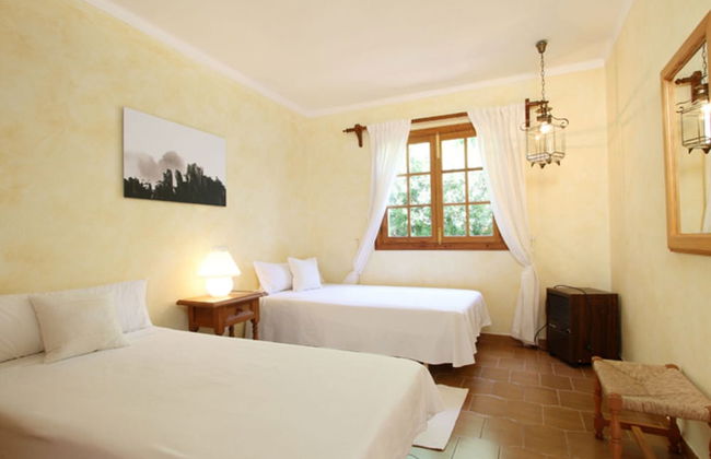 Fantastic Villa With Private Swimming Pool, Garage, Bbq, Patio, Wifi and the sea - Photo 2