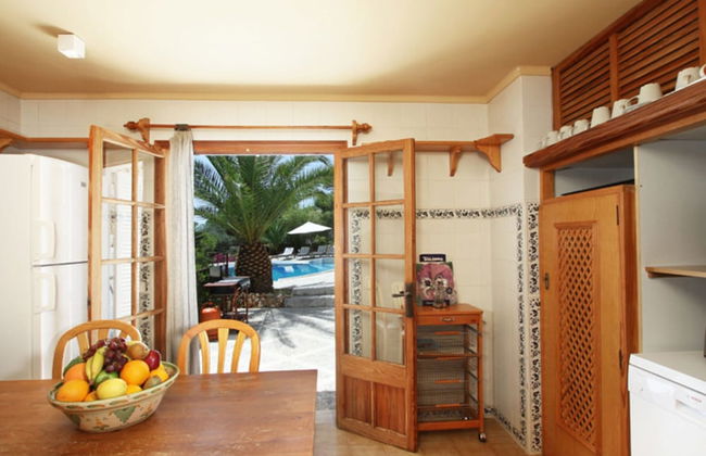 Fantastic Villa With Private Swimming Pool, Garage, Bbq, Patio, Wifi and the sea - Photo 6