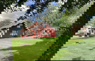Foto 1 - 5 Person Holiday Home in Gotene