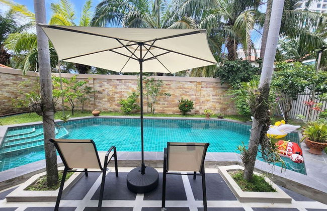 Majestic Seaside Pool Villa - Photo 18