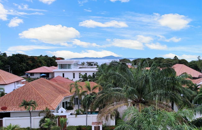 Majestic Seaside Pool Villa - Photo 45