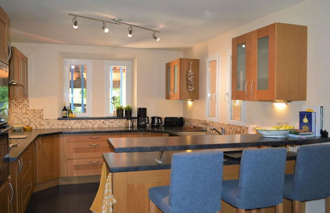 Cosy Holiday Home With Pool in Callian - Foto 10