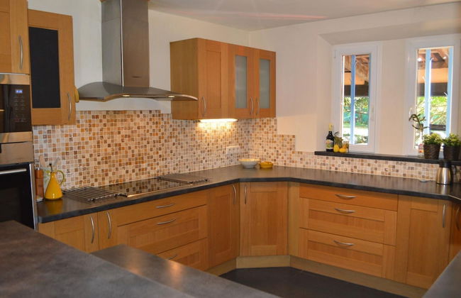 Cosy Holiday Home With Pool in Callian - Foto 8
