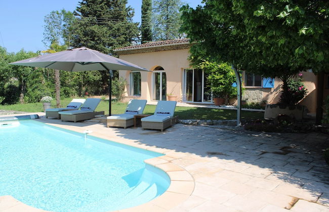 Cosy Holiday Home With Pool in Callian - Foto 1