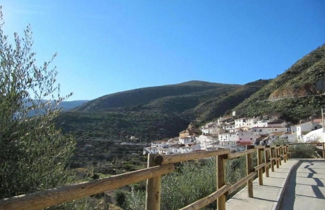 Mountain Getaway in Laroya - Foto 28