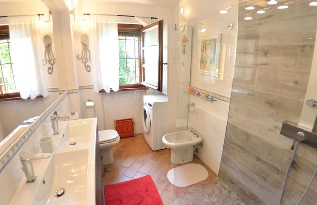 Holiday Home in Pescaglia Near Tuscan Beaches - Foto 10