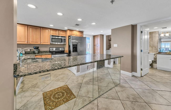 Destin Towers 93 - Photo 1
