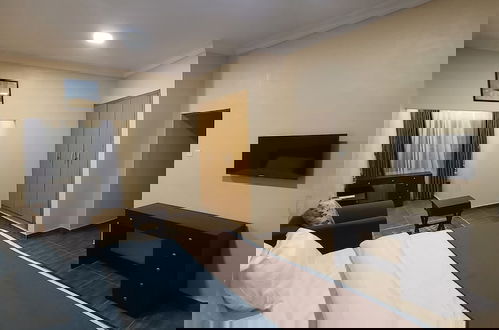 Photo 12 - Modupeore Apartments