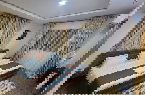 Photo 13 - Modupeore Apartments