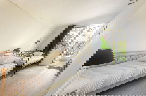 Foto 5 - Lovely Family Villa With Garden in Kamperland