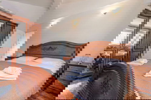 Photo 3 - Donatella -apt 2- met Zeezicht