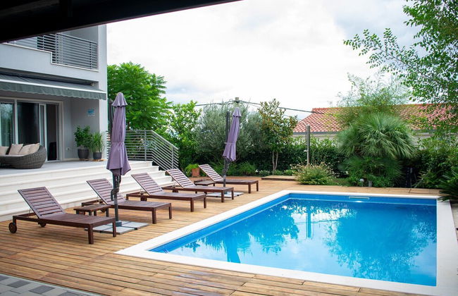 Villa Grey - Foto 1