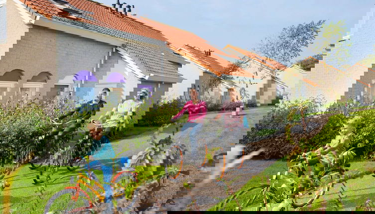 Photo 1 - Restyled Bungalow With 2 Bathrooms, Near the Beach