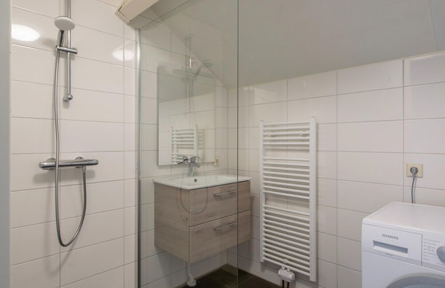 Restyled Bungalow With 2 Bathrooms, Near the Beach - Foto 7