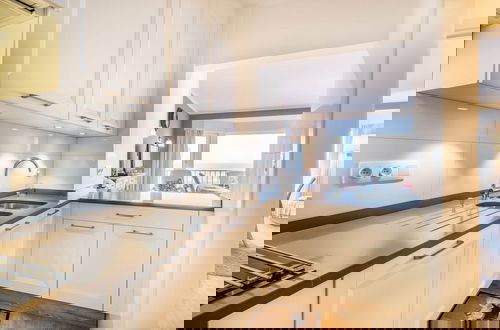 Foto 8 - Apartment in Ostend With Stunning Sea View