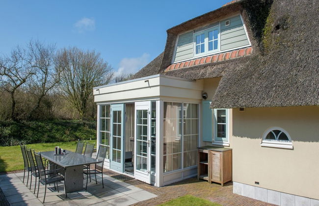 Restyled Thatched Villa Near the Sea in Cosy Domburg - Foto 25