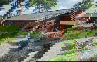Foto 1 - Wooden Chalet With Terrace and Microwave