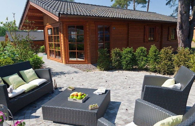 Wooden Chalet With Terrace and Microwave - Foto 27
