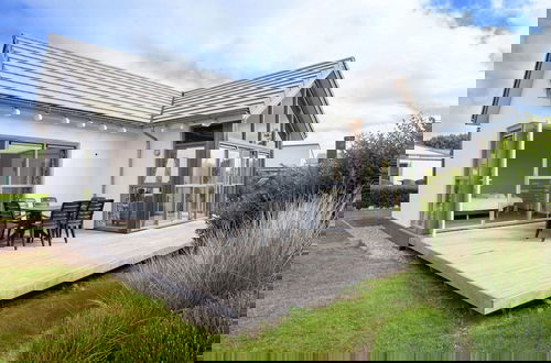 Foto 1 - Detached Single Story Holiday Home Near the Sea