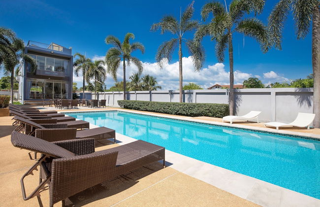 Designer 3BR Pool Access Villa Argent 8 - Foto 23
