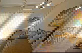 Photo 2 - Ellie s Home in Moschato