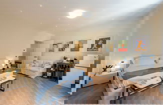 Foto 3 - Life & View Luxury Apartment
