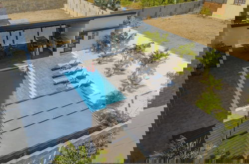 Foto 58 - Charming Home With Big Outdoors Pool in Noord
