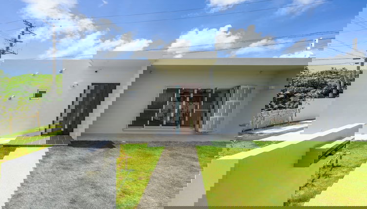 Foto 1 - SUNAYAMA Beach House
