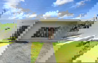 Foto 1 - SUNAYAMA Beach House