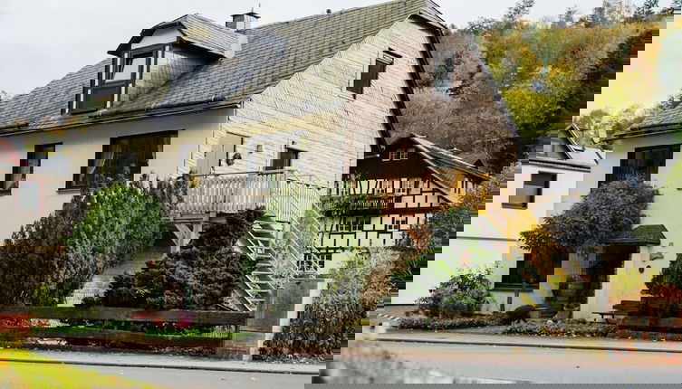 Photo 1 - Apartment Near Willingen With Garden