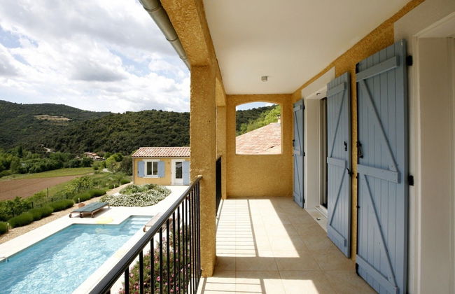 Peaceful Villa With Pool & Views - Photo 29