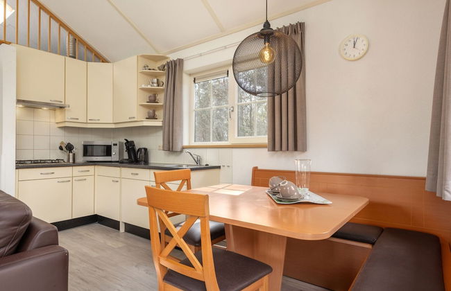 Cozy Bungalow With a Nice Sauna, 3 km. From Putten - Foto 5