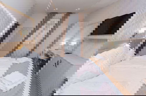 Photo 5 - Marbles Residence
