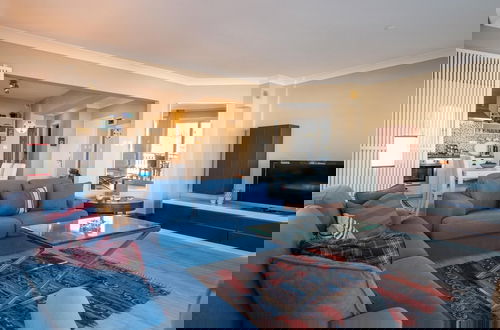 Photo 5 - Flat w Sea View Balcony 3 min to Cesme Marina