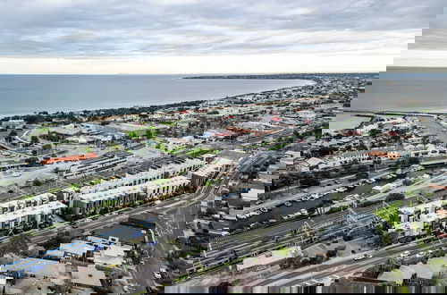 Photo 62 - StayAU Stylish 3BR Sea Breeze Mordialloc