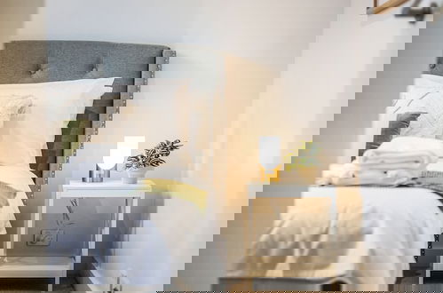 Photo 16 - StayAU Stylish 3BR Sea Breeze Mordialloc