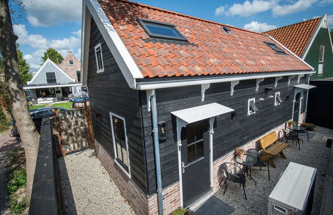 Welcoming Chalet in the Heart of Monnickendam With Terrace - Photo 20