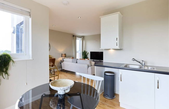 The Enfield Sanctuary - Modern 1bdr Flat With Balcony - Foto 7